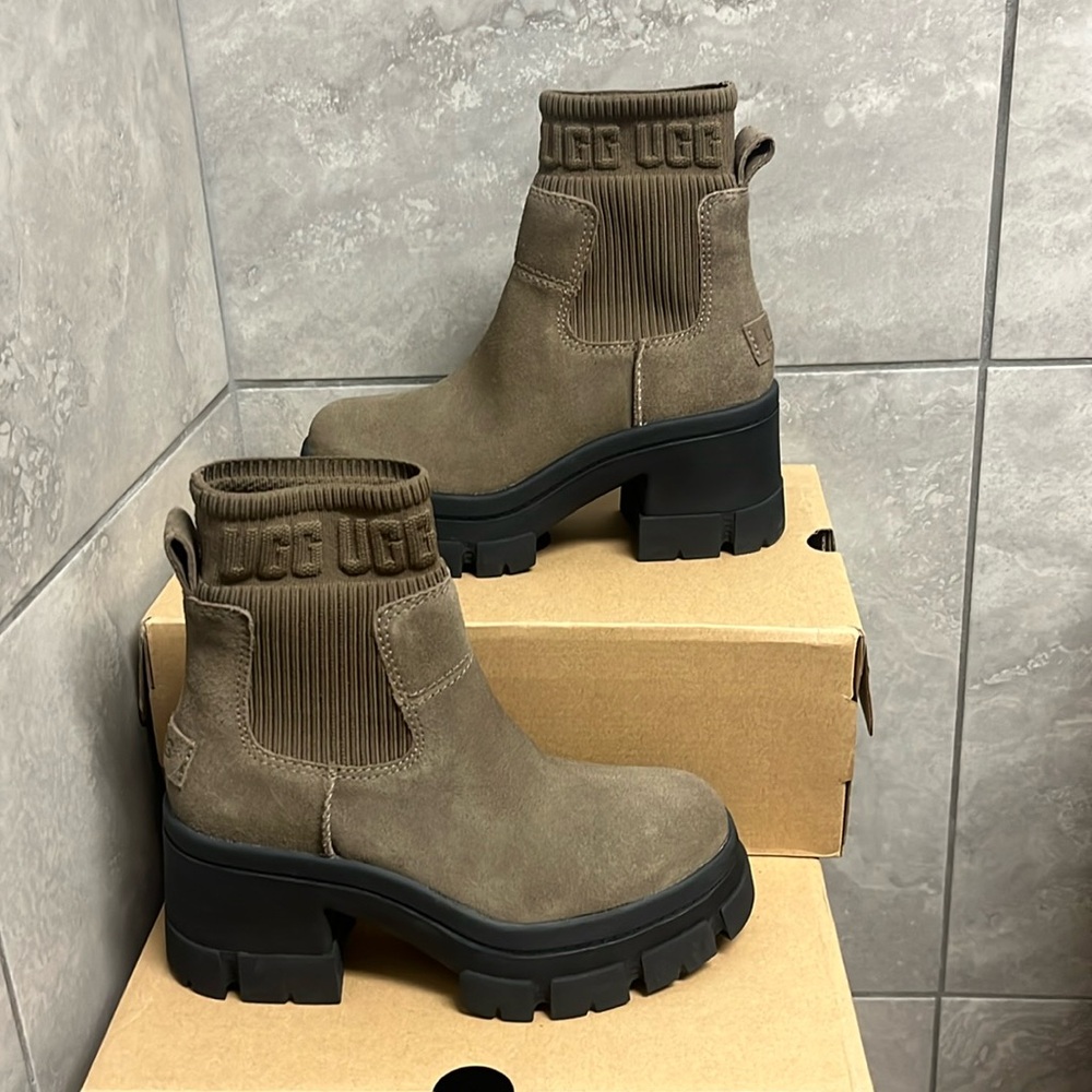 UGG BROOKLYN CHELSEA
